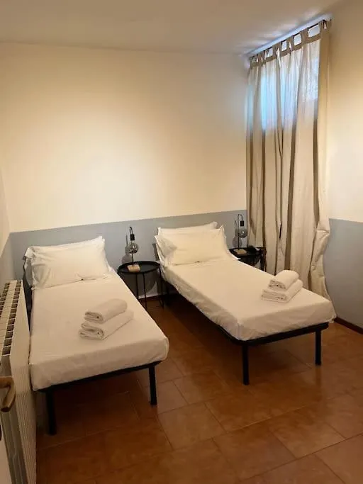 2-Bedroom Flat In The Heart Of Bergamo City Centre Apartament